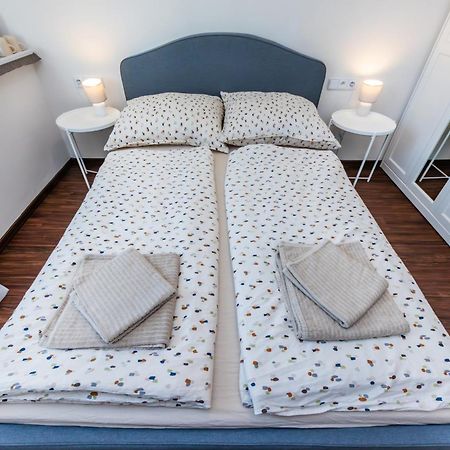 Prague Legends Pension Экстерьер фото