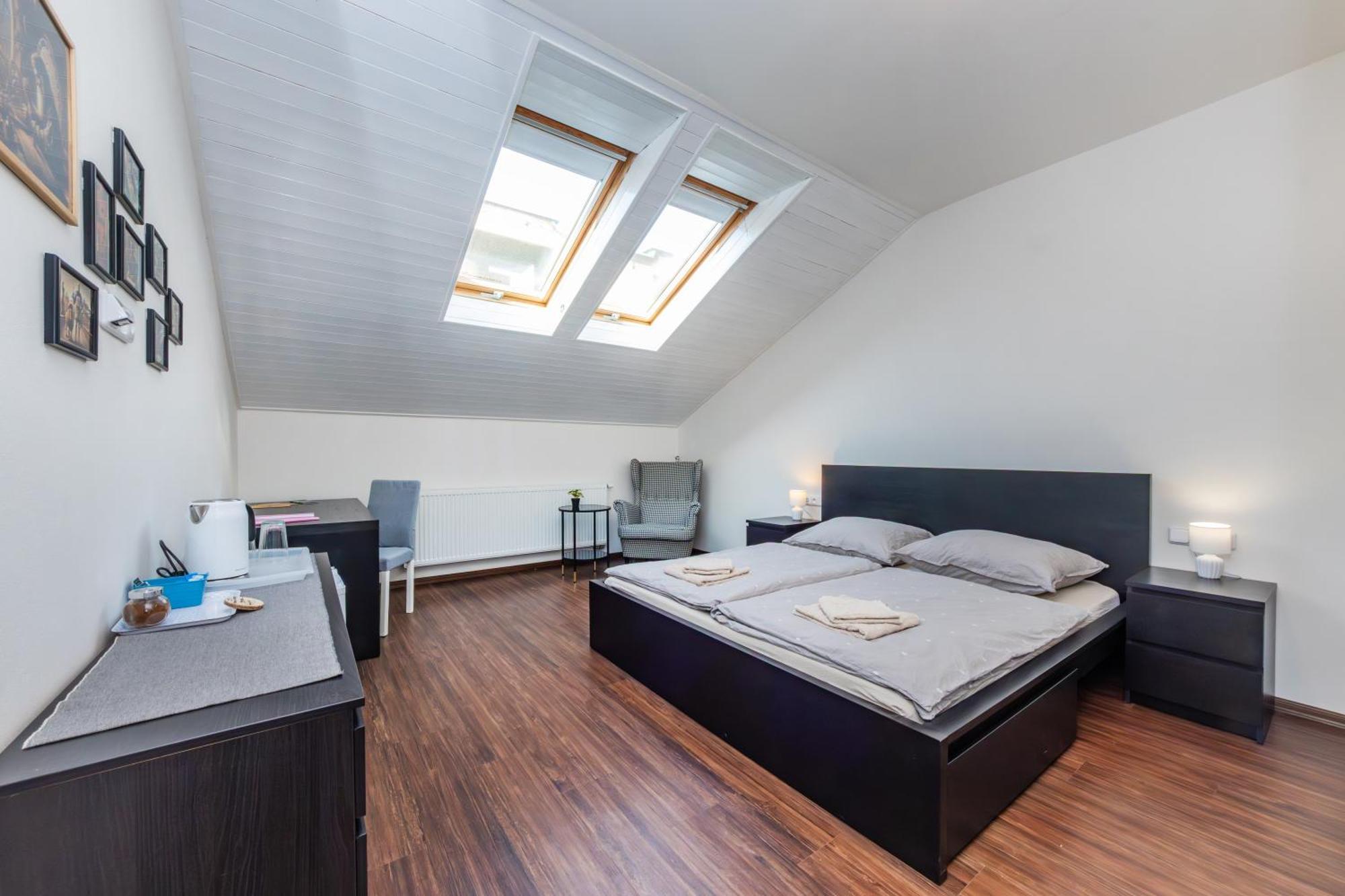 Prague Legends Pension Экстерьер фото