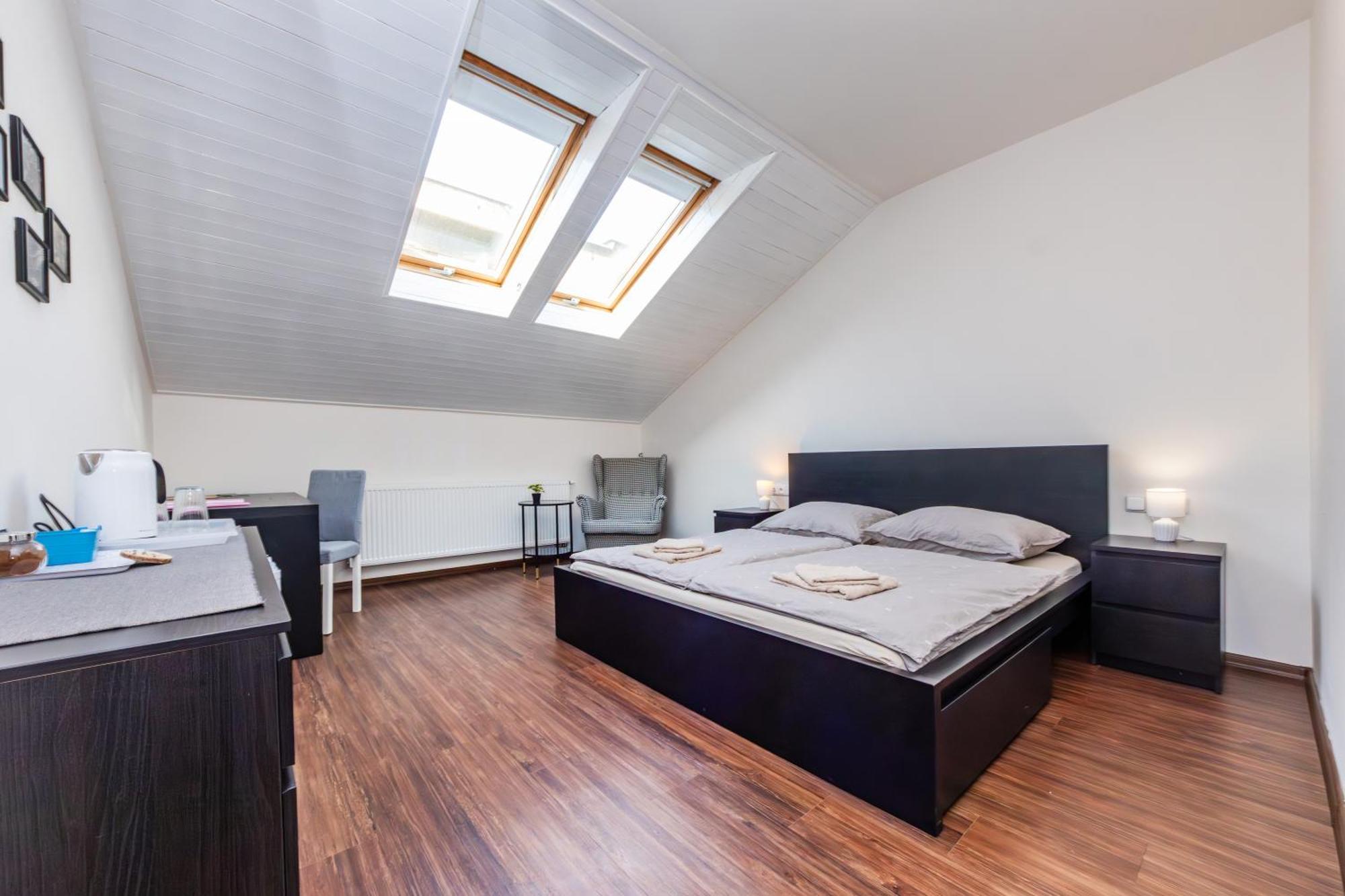 Prague Legends Pension Экстерьер фото